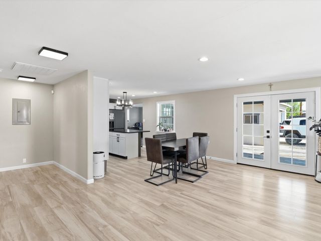 1002 Cook Street, Espanola, NM 87532