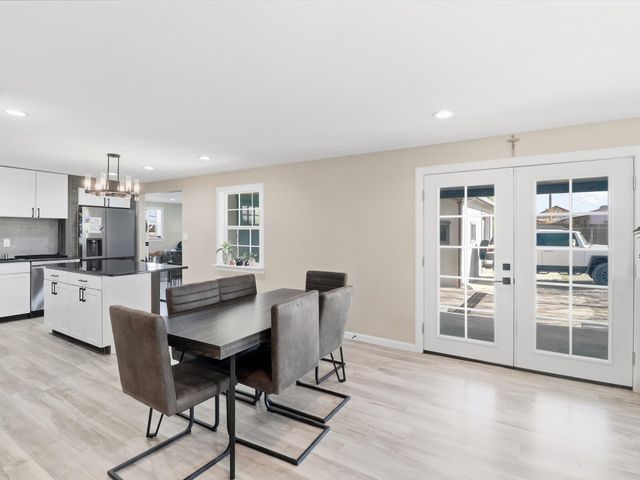 1002 Cook Street, Espanola, NM 87532