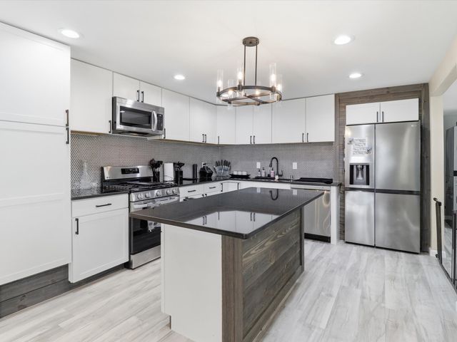 1002 Cook Street, Espanola, NM 87532