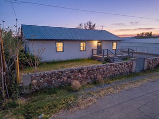 1002 Cook Street, Espanola, NM 87532