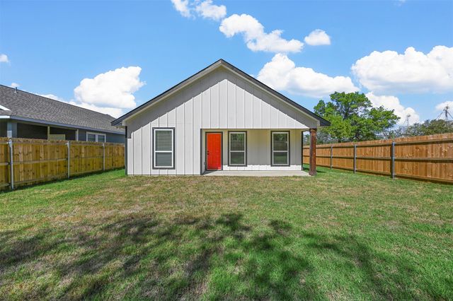 2307 Mill Street, Greenville, TX 75401
