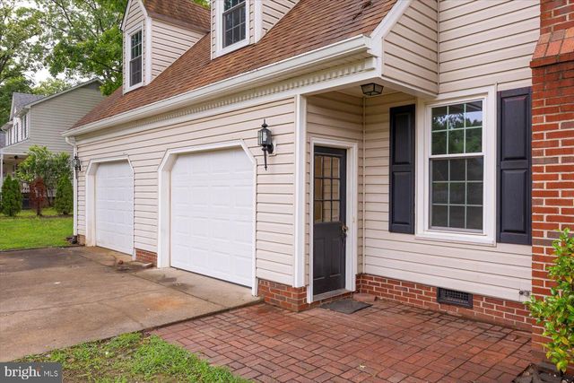 22 BRADDOCK DR, Fredericksburg, VA 22405