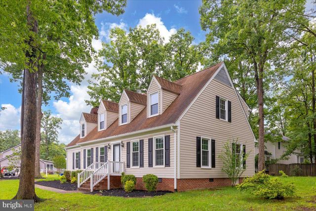 22 BRADDOCK DR, Fredericksburg, VA 22405