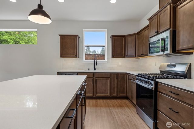 745 Prospector Place, Sedro Woolley, WA 98284