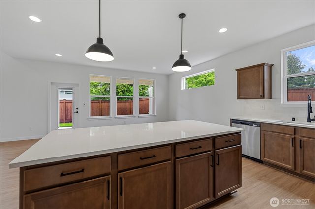 745 Prospector Place, Sedro Woolley, WA 98284