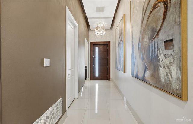 5008 W Sycamore Avenue, Mcallen, TX 78501