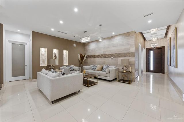 5008 W Sycamore Avenue, Mcallen, TX 78501