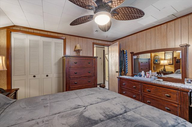 82 Rich St, Gardner, MA 01440