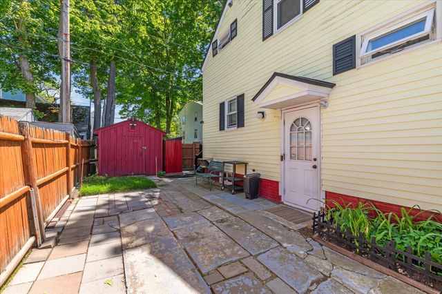 82 Rich St, Gardner, MA 01440
