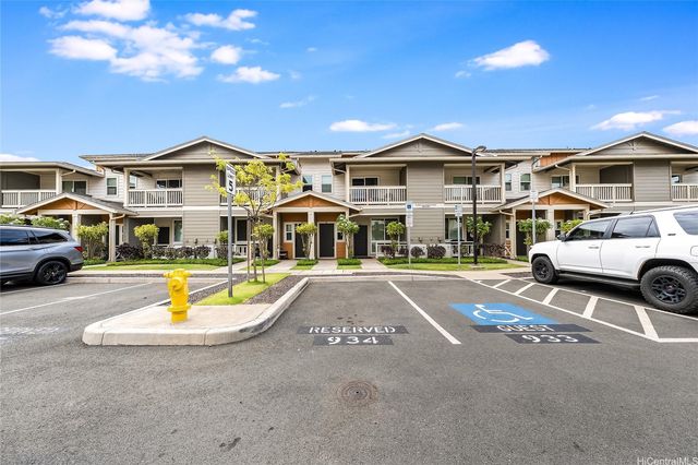 91-3525 Kauluakoko Street 2207, Ewa Beach, HI 96706