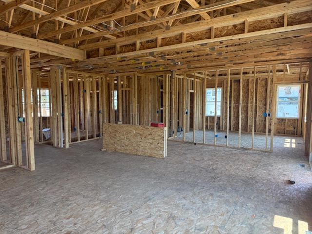 2736 Amber Valley Road, Cedar Falls, IA 50613