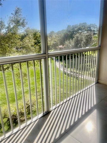 1251 SW 125th Ave 311T, Pembroke Pines, FL 33027