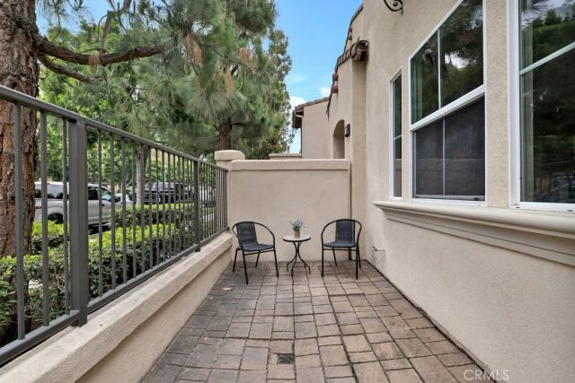 82 Trailing Vine, Irvine, CA 92602