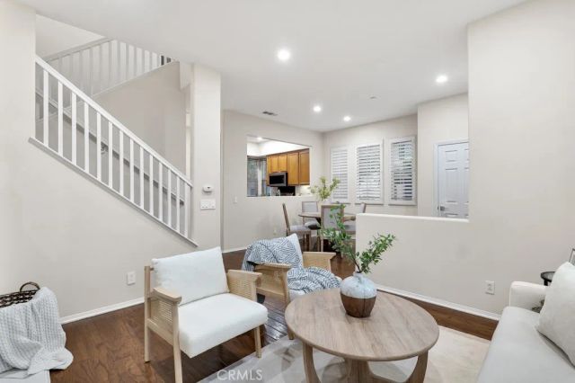82 Trailing Vine, Irvine, CA 92602