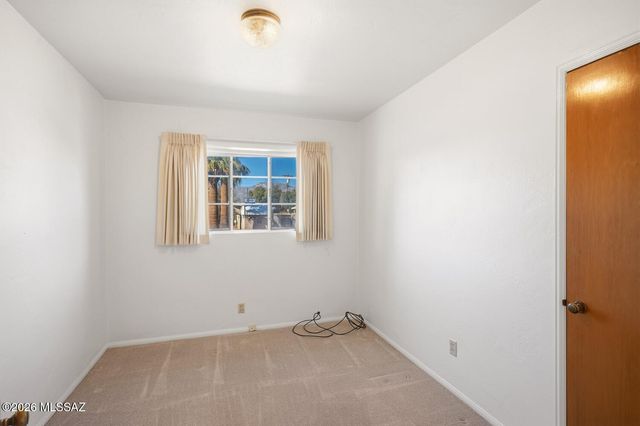 1220 N Nema Avenue, Tucson, AZ 85712