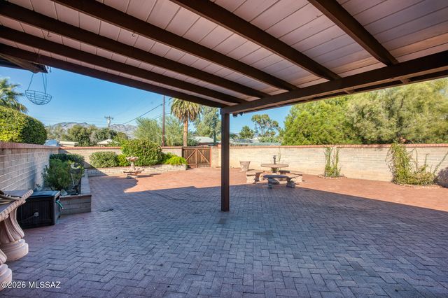 1220 N Nema Avenue, Tucson, AZ 85712