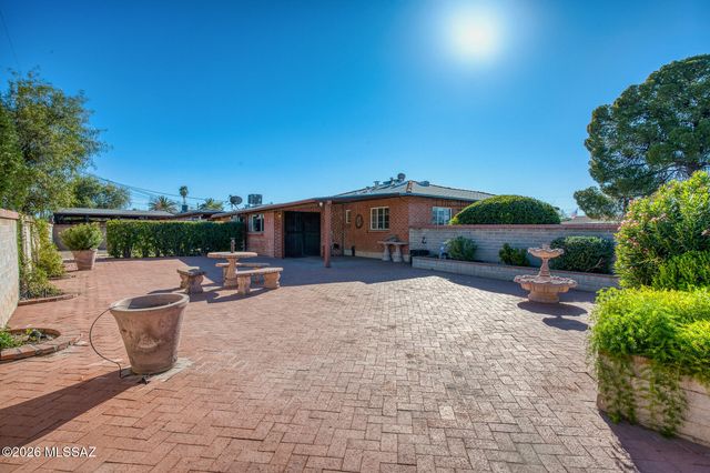 1220 N Nema Avenue, Tucson, AZ 85712