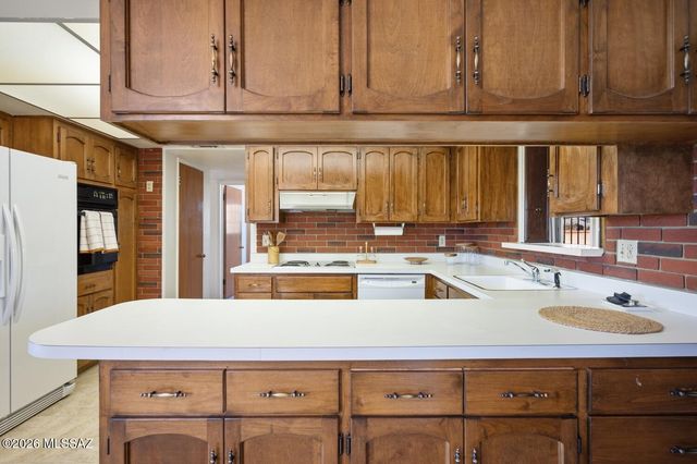 1220 N Nema Avenue, Tucson, AZ 85712