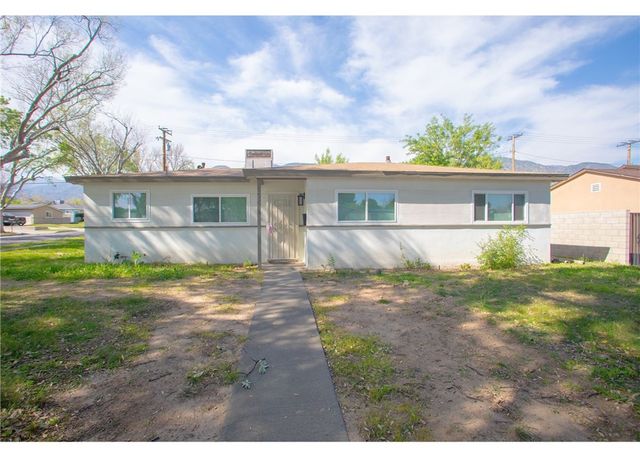496 W 48th, San Bernardino, CA 92407