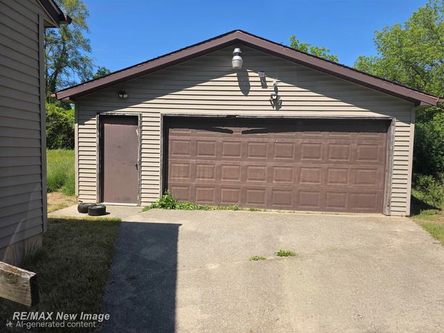 1422 Chatham Drive, Saginaw, MI 48601