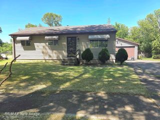 1422 Chatham Drive, Saginaw, MI 48601