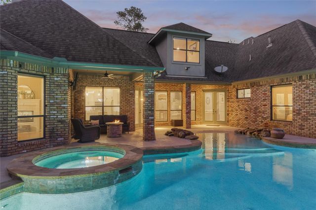 29 Winthrop Harbor Court, Montgomery, TX 77356