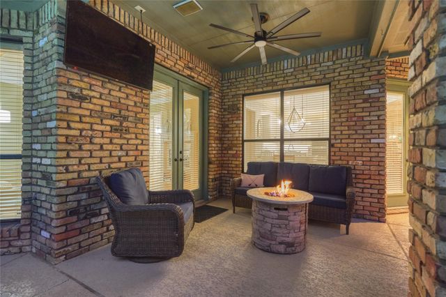 29 Winthrop Harbor Court, Montgomery, TX 77356