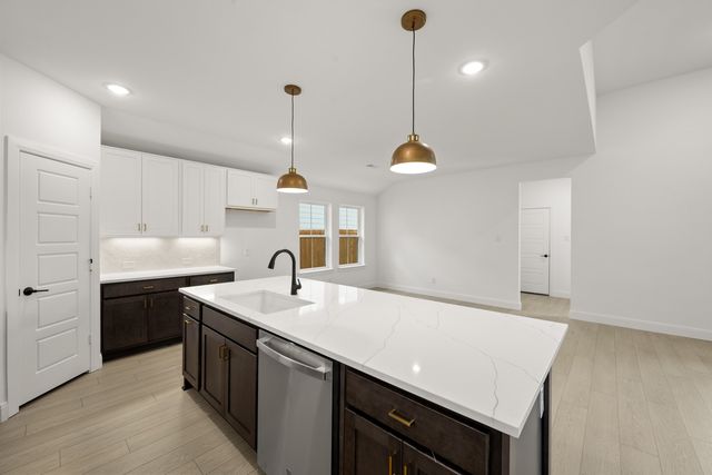 1023 Rylan Street, Midlothian, TX 76065