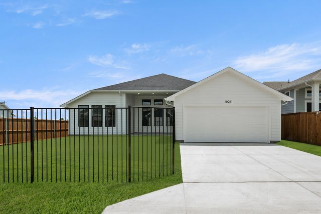 1023 Rylan Street, Midlothian, TX 76065