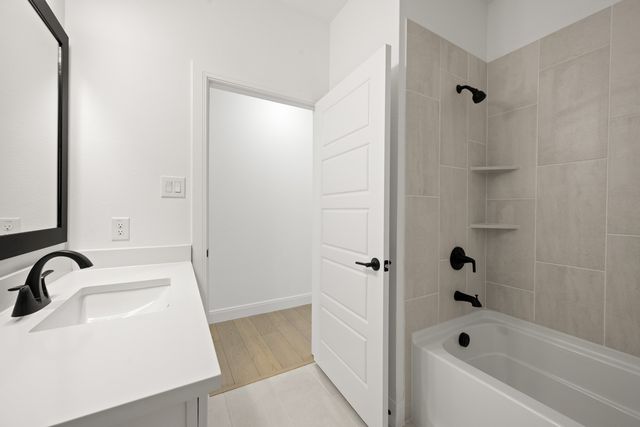 1023 Rylan Street, Midlothian, TX 76065