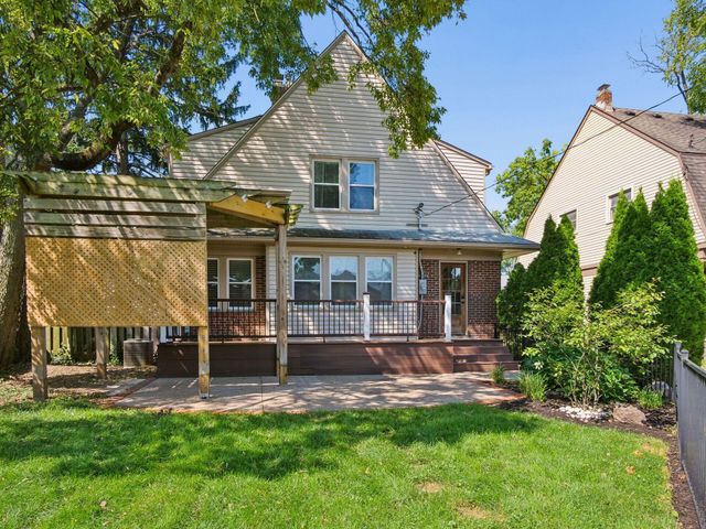 1652 Andover Road, Columbus, OH 43212