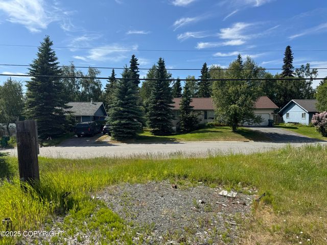 12241 Mary Avenue, Anchorage, AK 99515