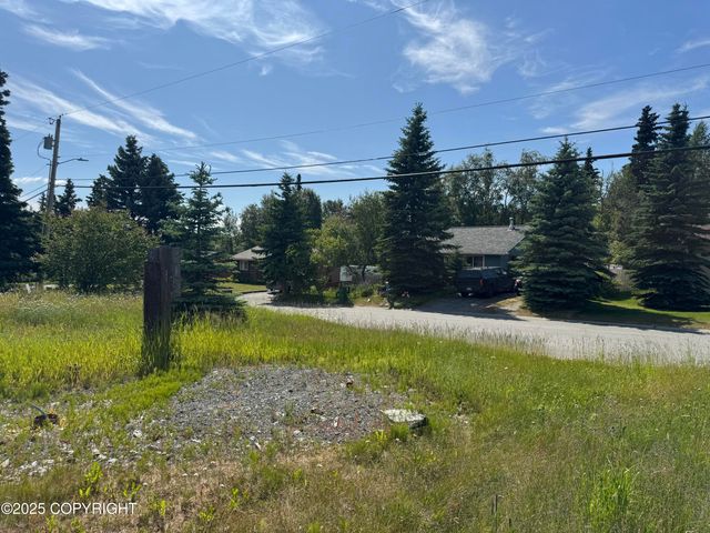 12241 Mary Avenue, Anchorage, AK 99515