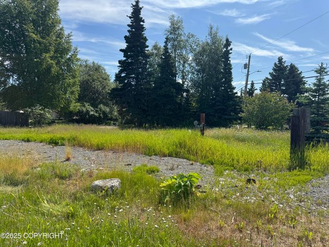 12241 Mary Avenue, Anchorage, AK 99515