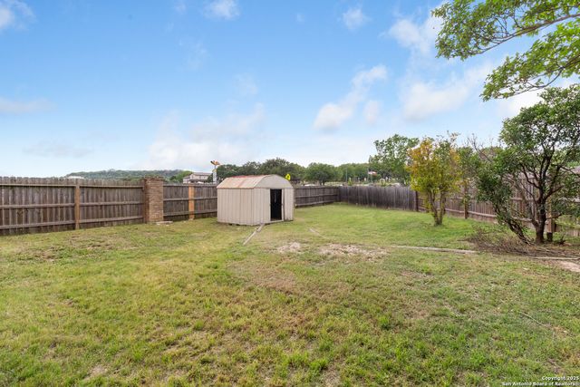 29303 Sumpter Dr, Boerne, TX 78015