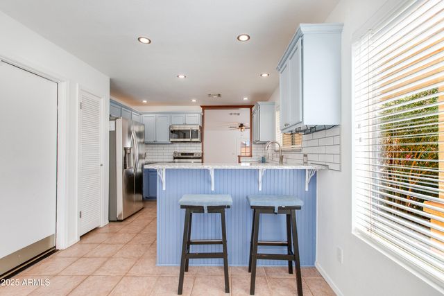 3612 W QUESTA Drive, Glendale, AZ 85310