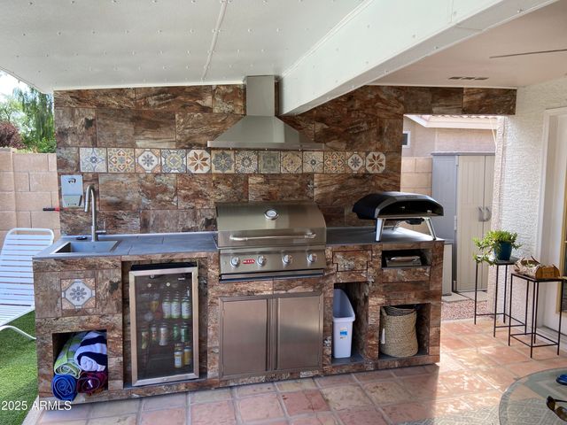 3612 W QUESTA Drive, Glendale, AZ 85310