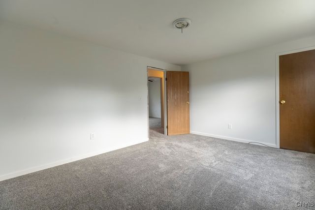 8405 Winterberry Way, Clay, NY 13090