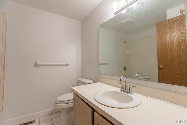 8405 Winterberry Way, Clay, NY 13090