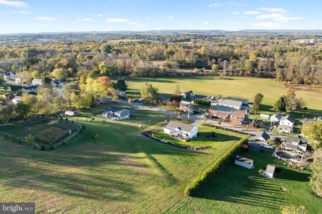 3708 HUCKLEBERRY RD, Allentown, PA 18104