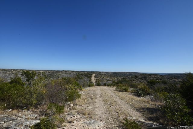 1052 Steep rd, Del Rio, TX 78840