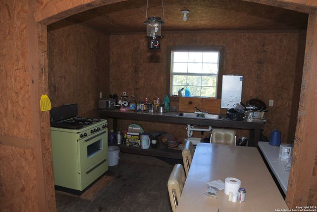 1052 Steep rd, Del Rio, TX 78840