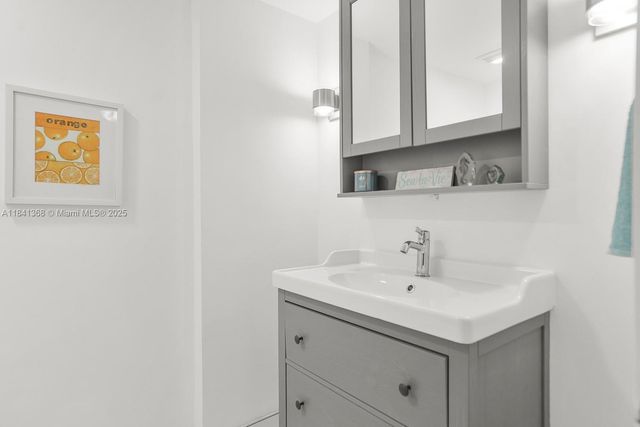 7200 Radice Ct 701, Lauderhill, FL 33319