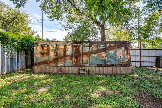 3732 E 1st Street, Fort Worth, TX 76111