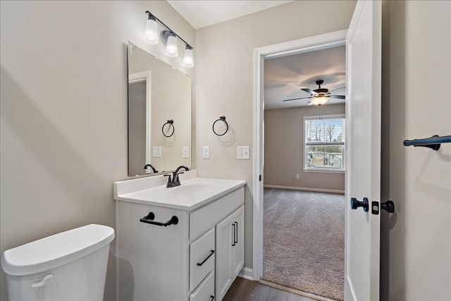 516 Foxhill Drive, 14-305, Crescent Springs, KY 41017