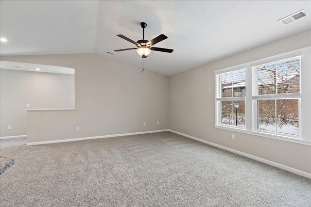 516 Foxhill Drive, 14-305, Crescent Springs, KY 41017