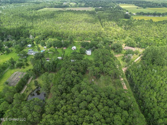 13120 Ridgeland Road, Vancleave, MS 39565