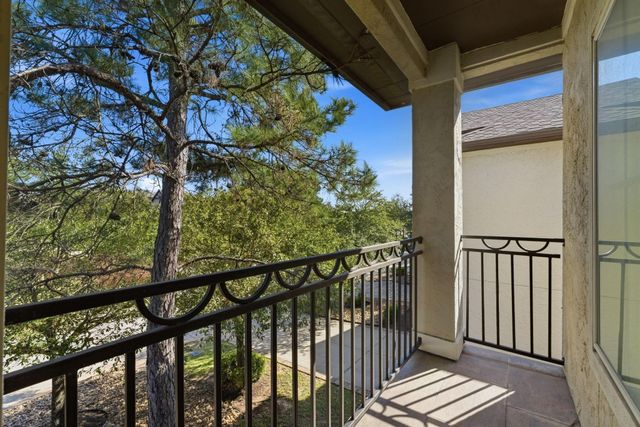 27 Daffodil Meadow Place, Tomball, TX 77375