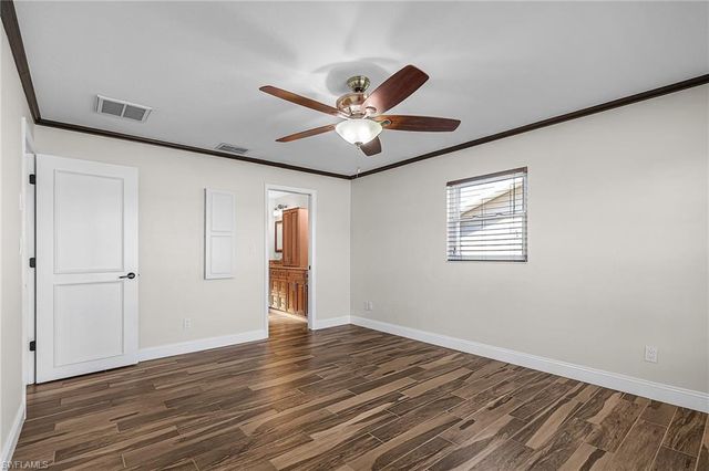 910 SE 15th ST, Cape Coral, FL 33990