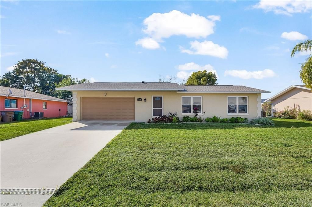 910 SE 15th ST, Cape Coral, FL 33990